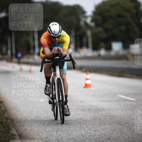 16.08.2026 - KN Förde Triathlon 2026 H.Heesch http://msf.ph/oto/9978900 16.08.2026 11:33:08 Radfahren 369, 386, 411 meine-sportfotos.de