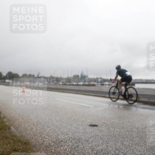 16.08.2026 - KN Förde Triathlon 2026 H.Heesch http://msf.ph/oto/9978925 16.08.2026 10:06:02 Radfahren  meine-sportfotos.de