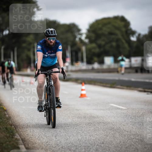 16.08.2026 - KN Förde Triathlon 2026 H.Heesch http://msf.ph/oto/9978932 16.08.2026 11:33:26 Radfahren 350, 376, 379, 438 meine-sportfotos.de