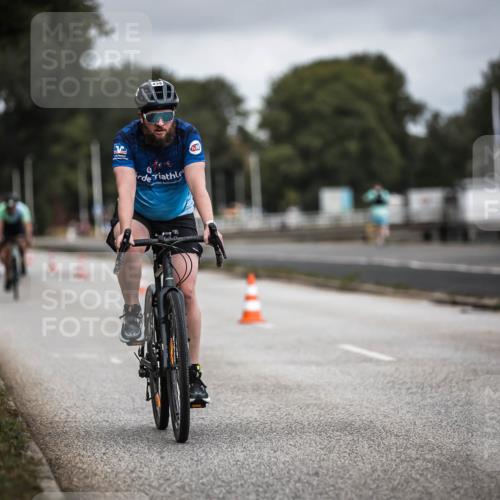 16.08.2026 - KN Förde Triathlon 2026 H.Heesch http://msf.ph/oto/9978940 16.08.2026 11:33:26 Radfahren 350, 376, 379, 438 meine-sportfotos.de