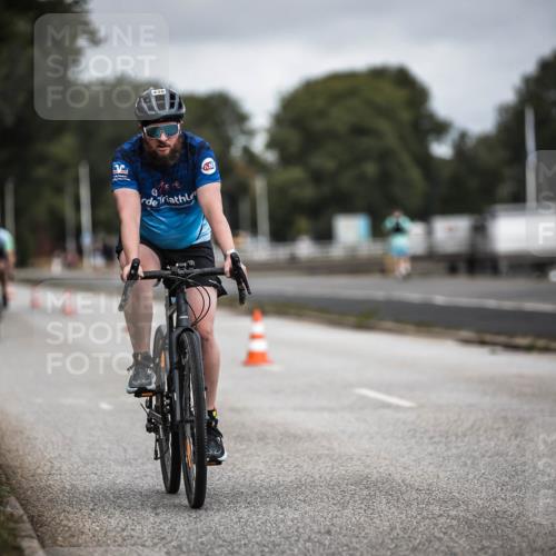 16.08.2026 - KN Förde Triathlon 2026 H.Heesch http://msf.ph/oto/9978944 16.08.2026 11:33:26 Radfahren 350, 376, 379, 438 meine-sportfotos.de