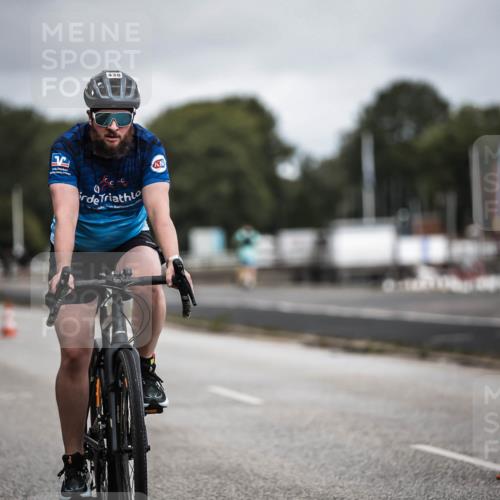 16.08.2026 - KN Förde Triathlon 2026 H.Heesch http://msf.ph/oto/9978958 16.08.2026 11:33:26 Radfahren 350, 376, 379, 438 meine-sportfotos.de