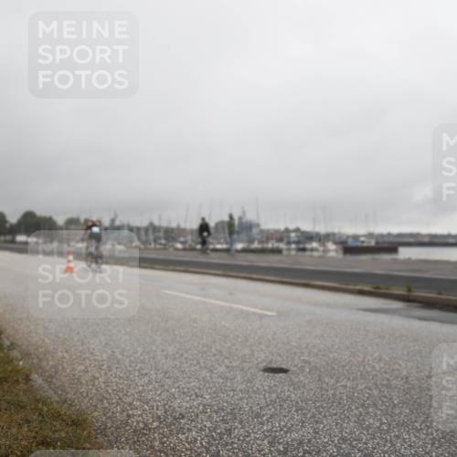 16.08.2026 - KN Förde Triathlon 2026 H.Heesch http://msf.ph/oto/9979002 16.08.2026 10:07:04 Radfahren  meine-sportfotos.de