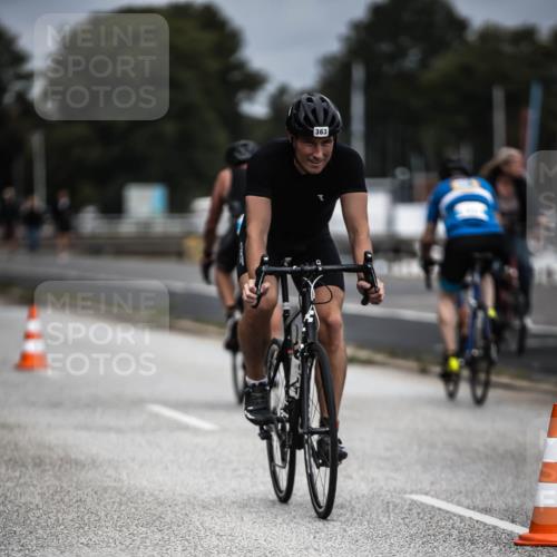 16.08.2026 - KN Förde Triathlon 2026 H.Heesch http://msf.ph/oto/9979164 16.08.2026 11:34:19 Radfahren 395, 422, 424 meine-sportfotos.de