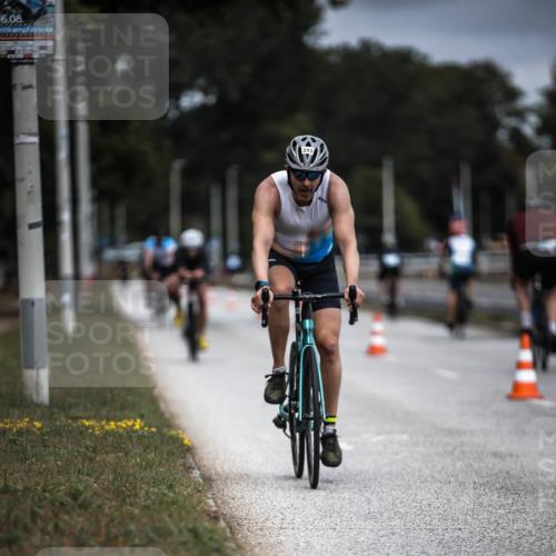 16.08.2026 - KN Förde Triathlon 2026 H.Heesch http://msf.ph/oto/9979207 16.08.2026 11:34:39 Radfahren 343, 393, 400 meine-sportfotos.de