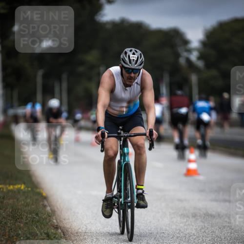 16.08.2026 - KN Förde Triathlon 2026 H.Heesch http://msf.ph/oto/9979227 16.08.2026 11:34:40 Radfahren 343, 393, 400 meine-sportfotos.de
