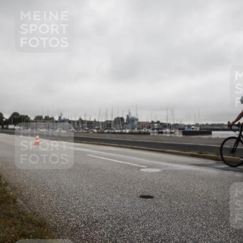 16.08.2026 - KN Förde Triathlon 2026 H.Heesch http://msf.ph/oto/9979243 16.08.2026 10:14:39 Radfahren  meine-sportfotos.de
