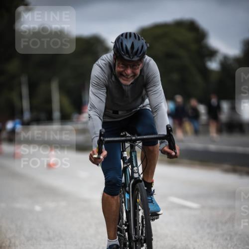 16.08.2026 - KN Förde Triathlon 2026 H.Heesch http://msf.ph/oto/9979321 16.08.2026 11:34:48 Radfahren 345, 358, 374, 394, 410 meine-sportfotos.de