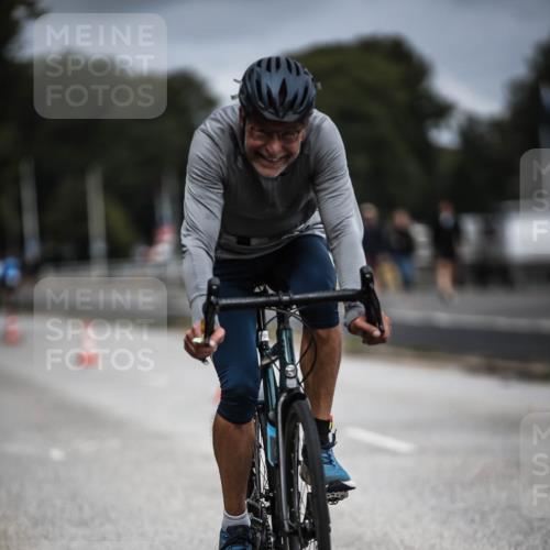 16.08.2026 - KN Förde Triathlon 2026 H.Heesch http://msf.ph/oto/9979323 16.08.2026 11:34:48 Radfahren 345, 358, 374, 394, 410 meine-sportfotos.de