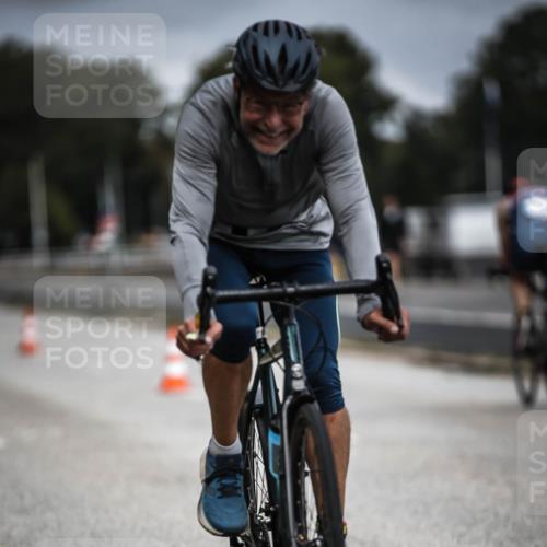 16.08.2026 - KN Förde Triathlon 2026 H.Heesch http://msf.ph/oto/9979329 16.08.2026 11:34:48 Radfahren 345, 358, 374, 394, 410 meine-sportfotos.de