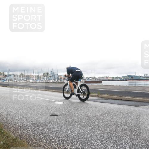 16.08.2026 - KN Förde Triathlon 2026 H.Heesch http://msf.ph/oto/9979377 16.08.2026 11:03:01 Radfahren 312, 373 meine-sportfotos.de