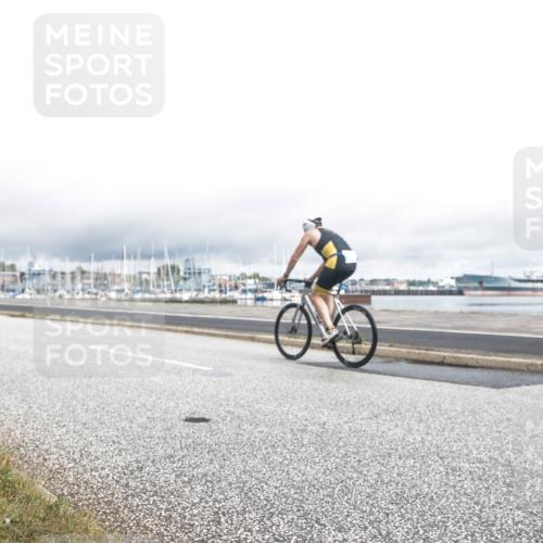 16.08.2026 - KN Förde Triathlon 2026 H.Heesch http://msf.ph/oto/9979412 16.08.2026 11:05:13 Radfahren 341, 361 meine-sportfotos.de