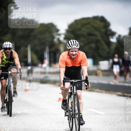 16.08.2026 - KN Förde Triathlon 2026 H.Heesch http://msf.ph/oto/9979422 16.08.2026 11:35:01 Radfahren 322, 356, 364, 401 meine-sportfotos.de