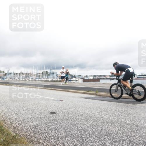 16.08.2026 - KN Förde Triathlon 2026 H.Heesch http://msf.ph/oto/9979434 16.08.2026 11:07:16 Radfahren 304, 306, 345, 348, 356, 371 meine-sportfotos.de