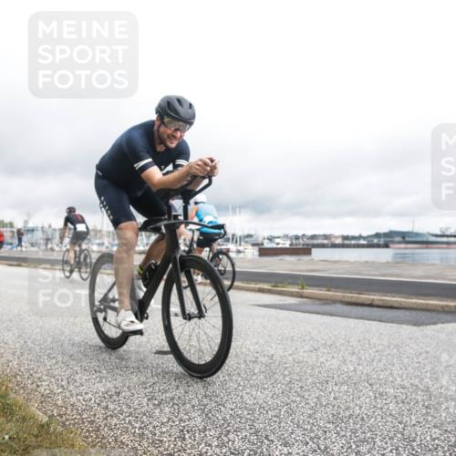 16.08.2026 - KN Förde Triathlon 2026 H.Heesch http://msf.ph/oto/9979448 16.08.2026 11:07:25 Radfahren 302, 322, 328 meine-sportfotos.de