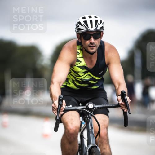 16.08.2026 - KN Förde Triathlon 2026 H.Heesch http://msf.ph/oto/9979454 16.08.2026 11:35:03 Radfahren 322, 356, 364, 401 meine-sportfotos.de