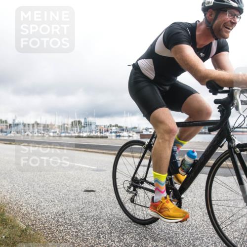 16.08.2026 - KN Förde Triathlon 2026 H.Heesch http://msf.ph/oto/9979460 16.08.2026 11:07:45 Radfahren 367, 391 meine-sportfotos.de