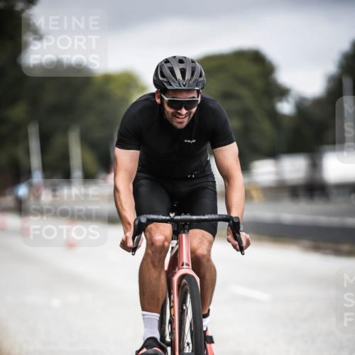 16.08.2026 - KN Förde Triathlon 2026 H.Heesch http://msf.ph/oto/9979462 16.08.2026 11:35:17 Radfahren 399 meine-sportfotos.de