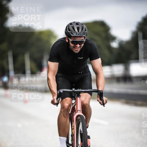 16.08.2026 - KN Förde Triathlon 2026 H.Heesch http://msf.ph/oto/9979465 16.08.2026 11:35:17 Radfahren 399 meine-sportfotos.de