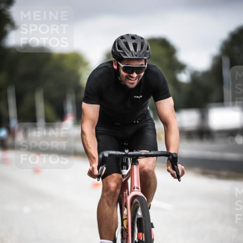 16.08.2026 - KN Förde Triathlon 2026 H.Heesch http://msf.ph/oto/9979467 16.08.2026 11:35:17 Radfahren 399 meine-sportfotos.de
