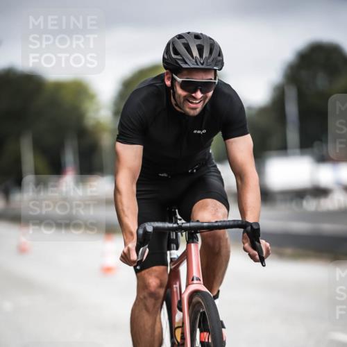 16.08.2026 - KN Förde Triathlon 2026 H.Heesch http://msf.ph/oto/9979472 16.08.2026 11:35:17 Radfahren 399 meine-sportfotos.de