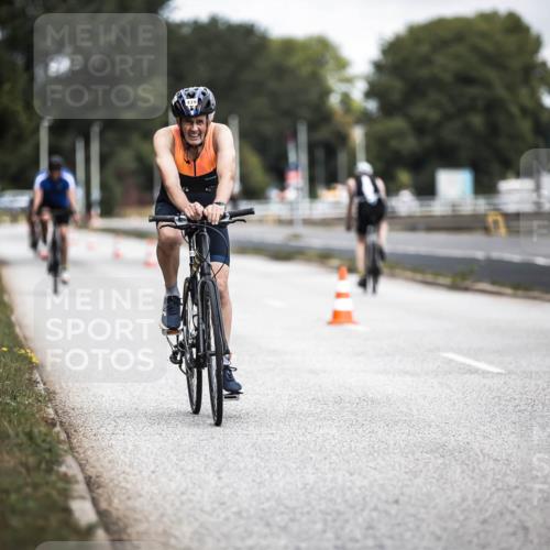 16.08.2026 - KN Förde Triathlon 2026 H.Heesch http://msf.ph/oto/9979488 16.08.2026 11:35:31 Radfahren 354, 437, 439 meine-sportfotos.de