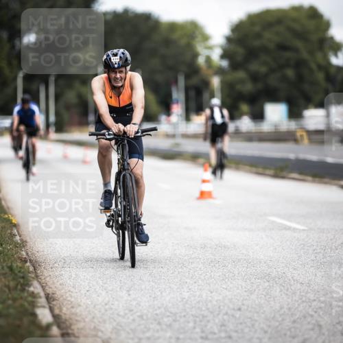 16.08.2026 - KN Förde Triathlon 2026 H.Heesch http://msf.ph/oto/9979493 16.08.2026 11:35:31 Radfahren 354, 437, 439 meine-sportfotos.de