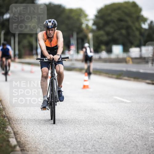 16.08.2026 - KN Förde Triathlon 2026 H.Heesch http://msf.ph/oto/9979499 16.08.2026 11:35:31 Radfahren 354, 437, 439 meine-sportfotos.de
