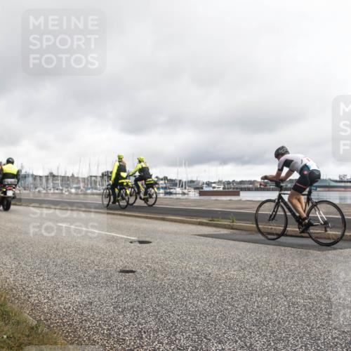 16.08.2026 - KN Förde Triathlon 2026 H.Heesch http://msf.ph/oto/9979517 16.08.2026 11:09:39 Radfahren 330, 389 meine-sportfotos.de