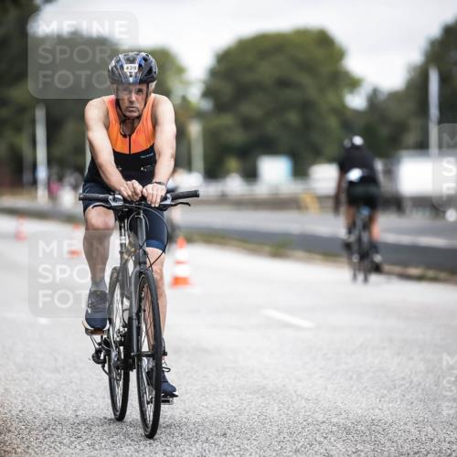 16.08.2026 - KN Förde Triathlon 2026 H.Heesch http://msf.ph/oto/9979518 16.08.2026 11:35:32 Radfahren 354, 392, 437, 439 meine-sportfotos.de