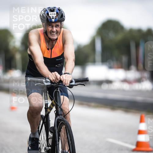 16.08.2026 - KN Förde Triathlon 2026 H.Heesch http://msf.ph/oto/9979540 16.08.2026 11:35:32 Radfahren 354, 392, 437, 439 meine-sportfotos.de