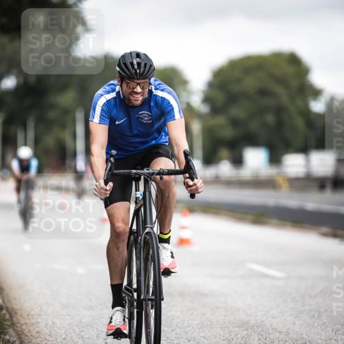 16.08.2026 - KN Förde Triathlon 2026 H.Heesch http://msf.ph/oto/9979549 16.08.2026 11:35:36 Radfahren 392, 412, 437, 439 meine-sportfotos.de