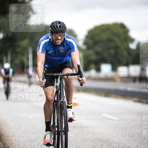 16.08.2026 - KN Förde Triathlon 2026 H.Heesch http://msf.ph/oto/9979551 16.08.2026 11:35:36 Radfahren 392, 412, 437, 439 meine-sportfotos.de