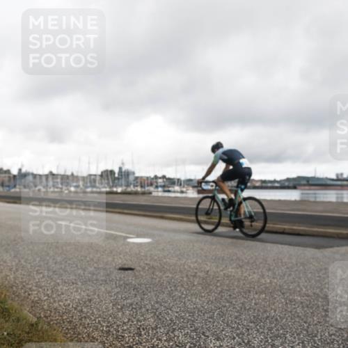16.08.2026 - KN Förde Triathlon 2026 H.Heesch http://msf.ph/oto/9979555 16.08.2026 11:10:46 Radfahren 338, 403 meine-sportfotos.de