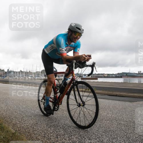 16.08.2026 - KN Förde Triathlon 2026 H.Heesch http://msf.ph/oto/9979560 16.08.2026 11:10:52 Radfahren 318, 338 meine-sportfotos.de