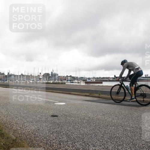 16.08.2026 - KN Förde Triathlon 2026 H.Heesch http://msf.ph/oto/9979565 16.08.2026 11:11:04 Radfahren 316, 329, 376 meine-sportfotos.de