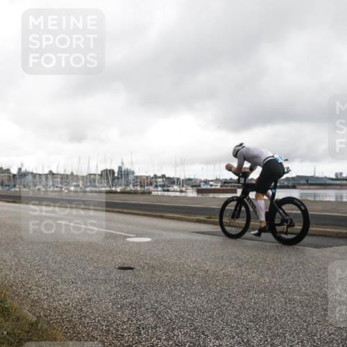 16.08.2026 - KN Förde Triathlon 2026 H.Heesch http://msf.ph/oto/9979575 16.08.2026 11:11:16 Radfahren 314, 317, 342, 352, 365, 372, 386, 430 meine-sportfotos.de
