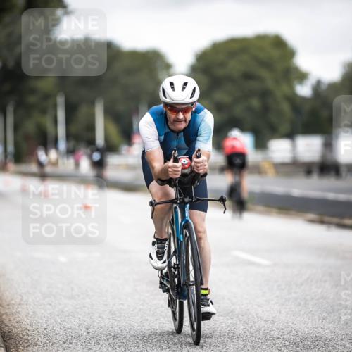 16.08.2026 - KN Förde Triathlon 2026 H.Heesch http://msf.ph/oto/9979584 16.08.2026 11:35:39 Radfahren 392, 412 meine-sportfotos.de
