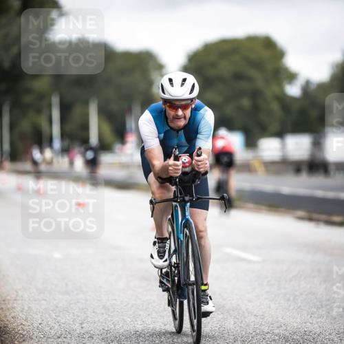 16.08.2026 - KN Förde Triathlon 2026 H.Heesch http://msf.ph/oto/9979586 16.08.2026 11:35:39 Radfahren 392, 412 meine-sportfotos.de