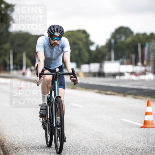 16.08.2026 - KN Förde Triathlon 2026 H.Heesch http://msf.ph/oto/9979606 16.08.2026 11:36:08 Radfahren 360, 367, 376, 802 meine-sportfotos.de