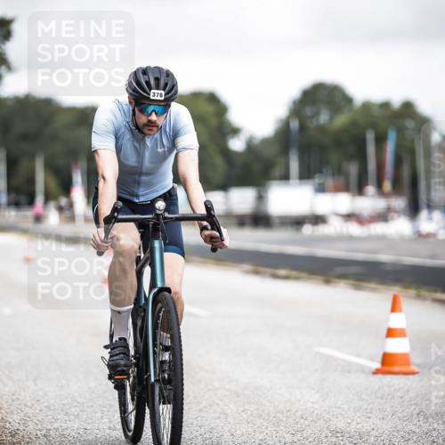 16.08.2026 - KN Förde Triathlon 2026 H.Heesch http://msf.ph/oto/9979609 16.08.2026 11:36:08 Radfahren 360, 367, 376, 802 meine-sportfotos.de