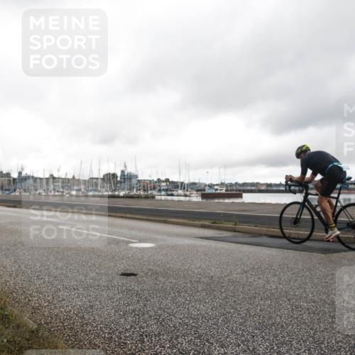 16.08.2026 - KN Förde Triathlon 2026 H.Heesch http://msf.ph/oto/9979620 16.08.2026 11:11:56 Radfahren 305, 337, 369, 370, 373, 377, 397 meine-sportfotos.de