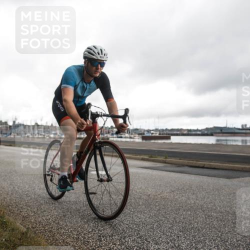 16.08.2026 - KN Förde Triathlon 2026 H.Heesch http://msf.ph/oto/9979628 16.08.2026 11:12:00 Radfahren 337, 357, 369, 370, 389, 393, 397 meine-sportfotos.de