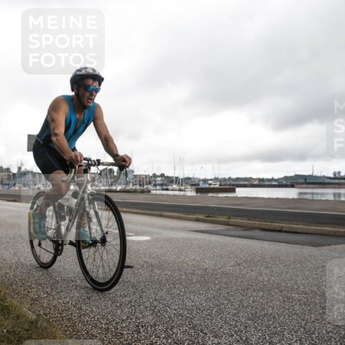 16.08.2026 - KN Förde Triathlon 2026 H.Heesch http://msf.ph/oto/9979640 16.08.2026 11:12:05 Radfahren 312, 357, 389, 393 meine-sportfotos.de