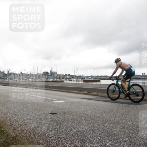 16.08.2026 - KN Förde Triathlon 2026 H.Heesch http://msf.ph/oto/9979642 16.08.2026 11:12:09 Radfahren 312, 334 meine-sportfotos.de