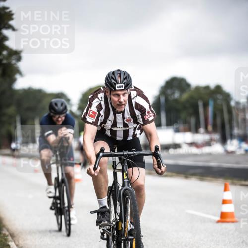 16.08.2026 - KN Förde Triathlon 2026 H.Heesch http://msf.ph/oto/9979653 16.08.2026 11:36:22 Radfahren 334, 409 meine-sportfotos.de