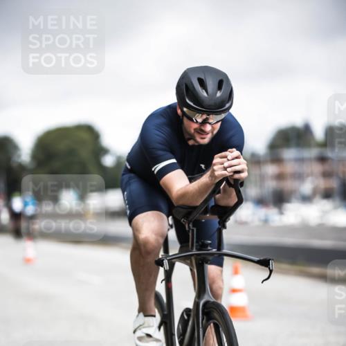 16.08.2026 - KN Förde Triathlon 2026 H.Heesch http://msf.ph/oto/9979669 16.08.2026 11:36:23 Radfahren 334, 409 meine-sportfotos.de