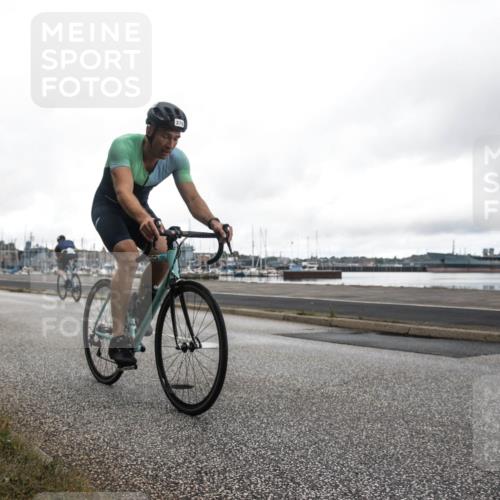 16.08.2026 - KN Förde Triathlon 2026 H.Heesch http://msf.ph/oto/9979673 16.08.2026 11:13:19 Radfahren 321, 329, 379, 385, 399 meine-sportfotos.de