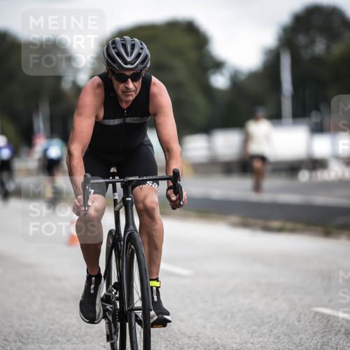 16.08.2026 - KN Förde Triathlon 2026 H.Heesch http://msf.ph/oto/9979728 16.08.2026 11:36:44 Radfahren  meine-sportfotos.de