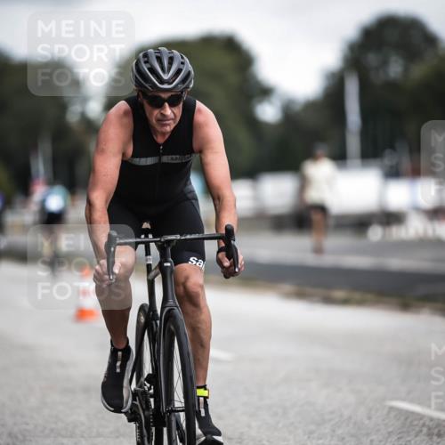 16.08.2026 - KN Förde Triathlon 2026 H.Heesch http://msf.ph/oto/9979729 16.08.2026 11:36:44 Radfahren  meine-sportfotos.de